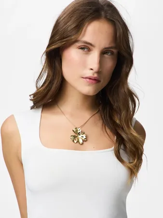 Pcrina D Necklace