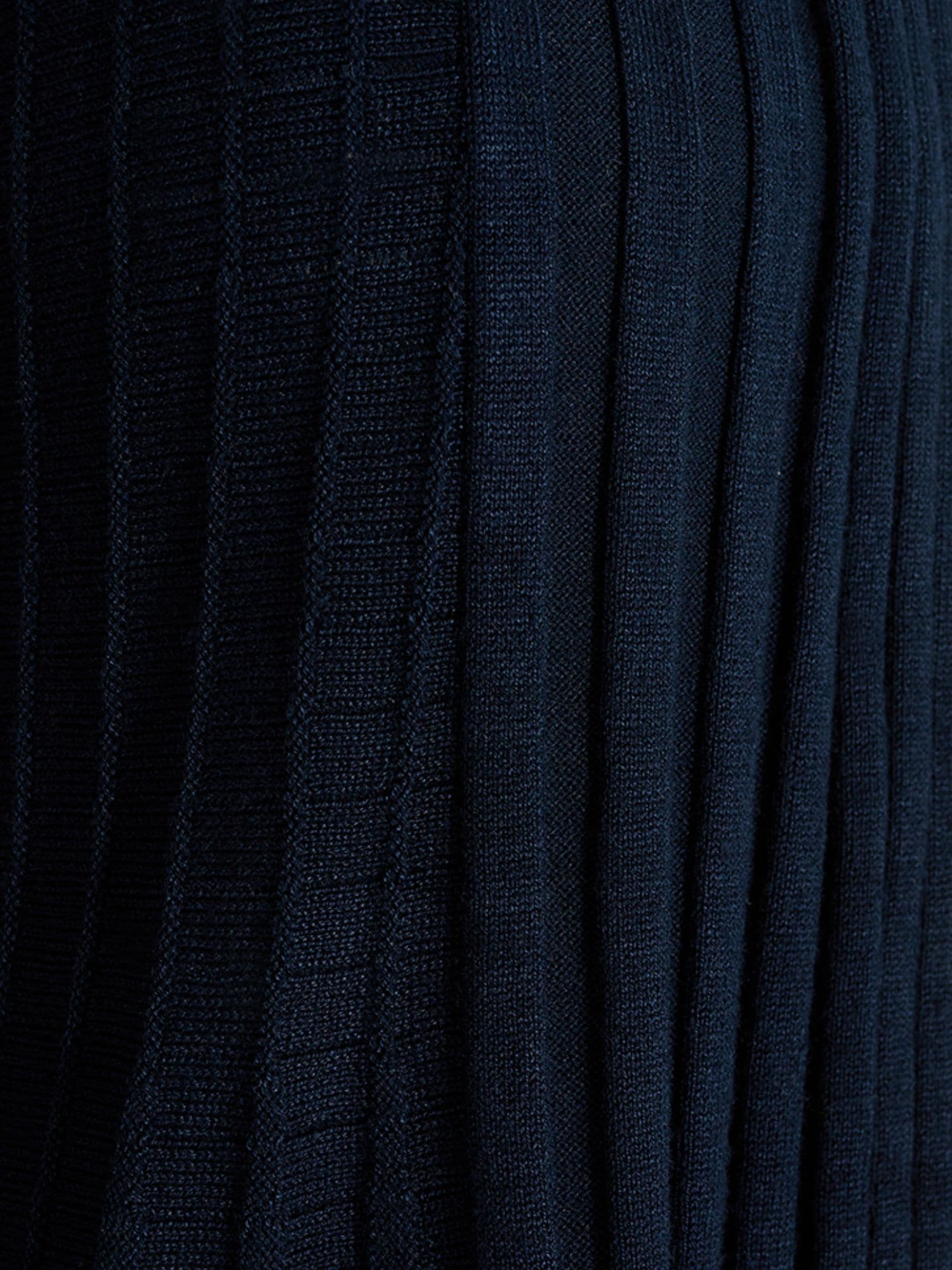 112879-48_3